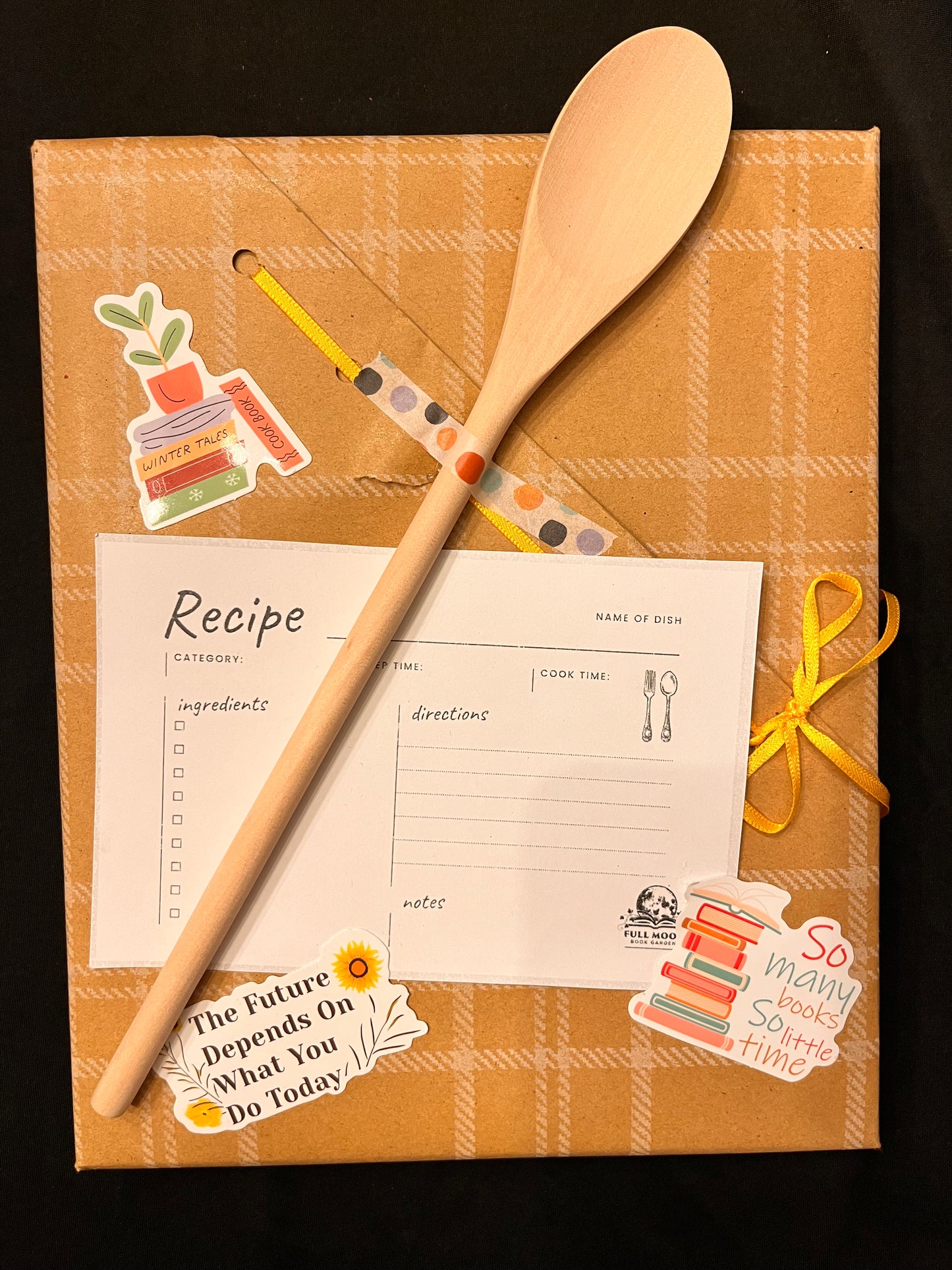 Blind Date Cookbook: Celebrity kitchen addition